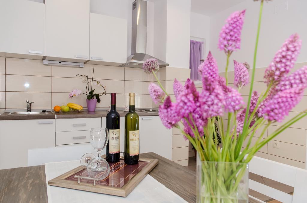 Olive Garden Apartments Cilipi Room photo