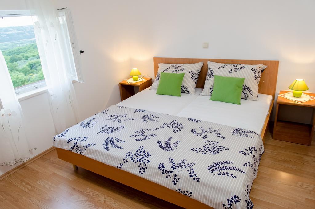 Olive Garden Apartments Cilipi Room photo