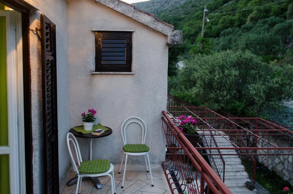 Olive Garden Apartments Cilipi Room photo