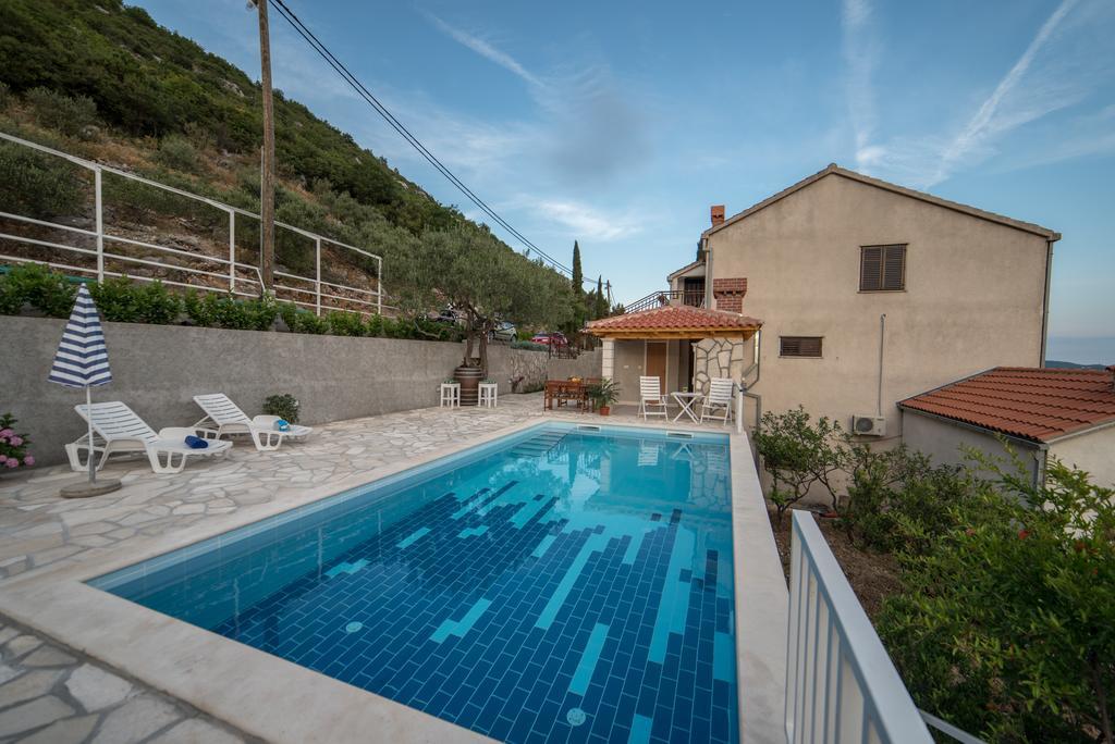 Olive Garden Apartments Cilipi Exterior photo
